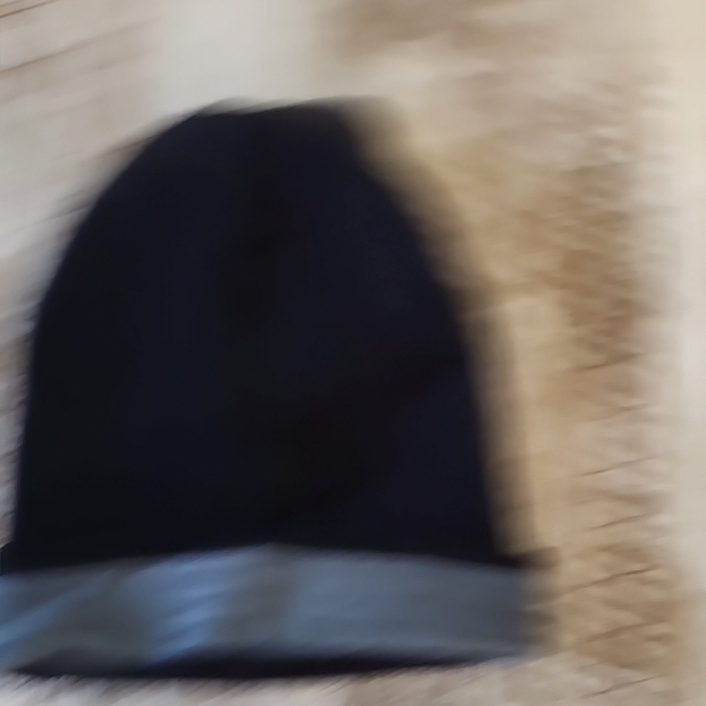 Adidas Black and Gray Beanie - Picture 5 of 6